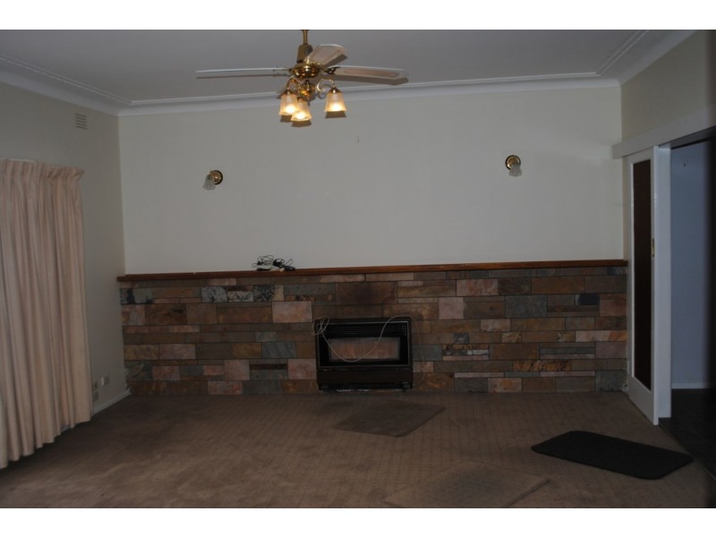 129 Gillies Street, Maryborough VIC 3465