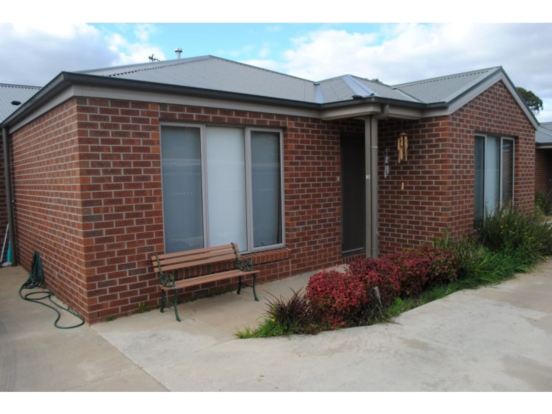 3/176 Park Road, Maryborough VIC 3465