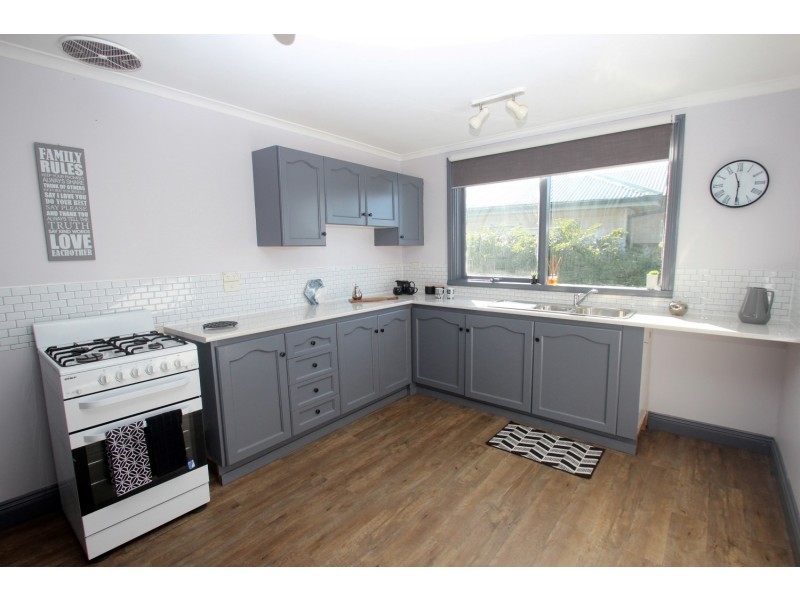 64 Barkly Street, Maryborough VIC 3465