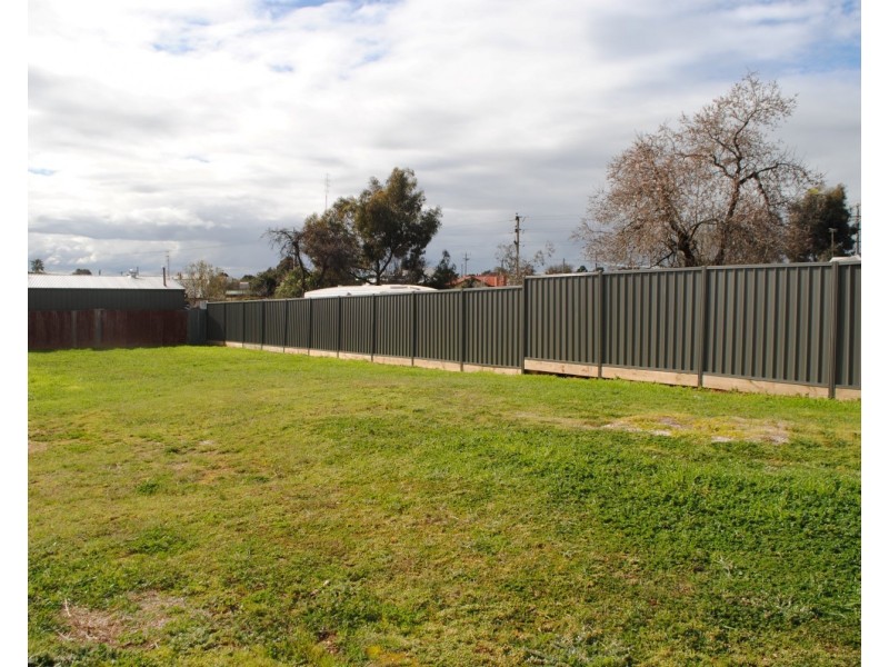 25 Sutton Road, Maryborough VIC 3465