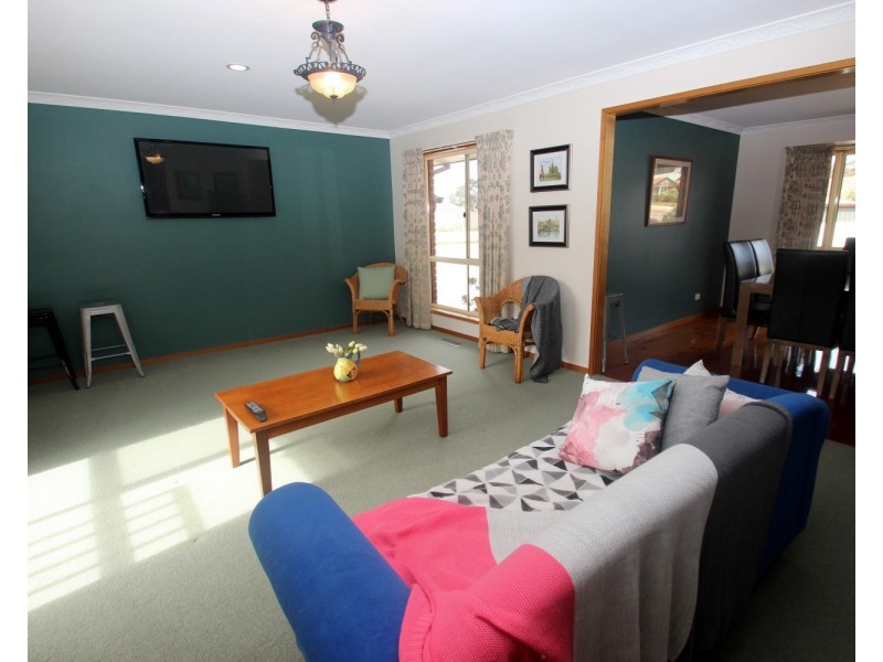 6 Luke Court, Maryborough VIC 3465