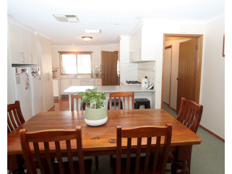 6 Luke Court, Maryborough VIC 3465