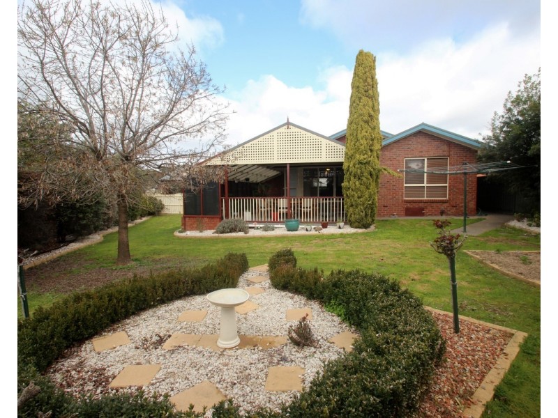 6 Luke Court, Maryborough VIC 3465