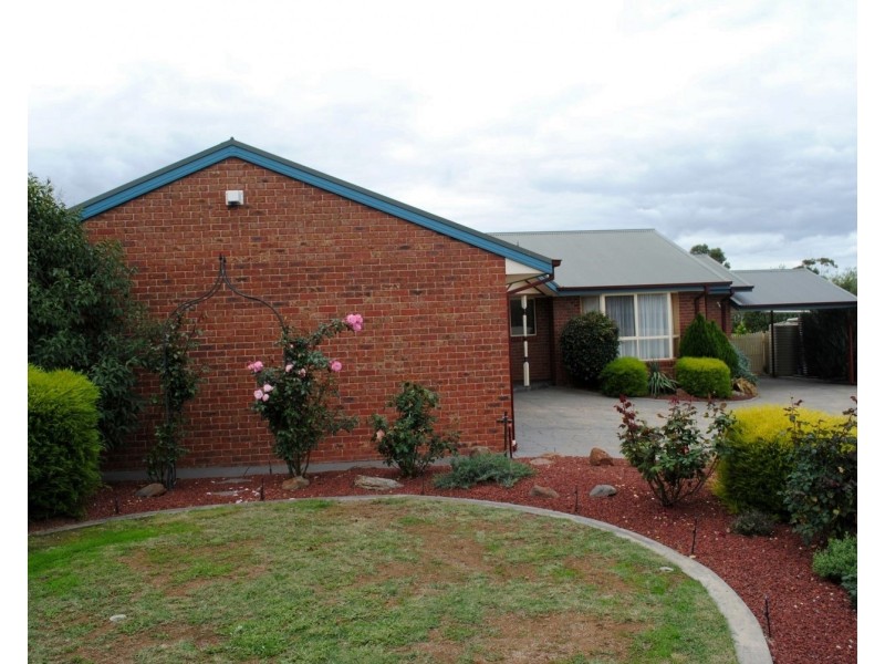 6 Luke Court, Maryborough VIC 3465