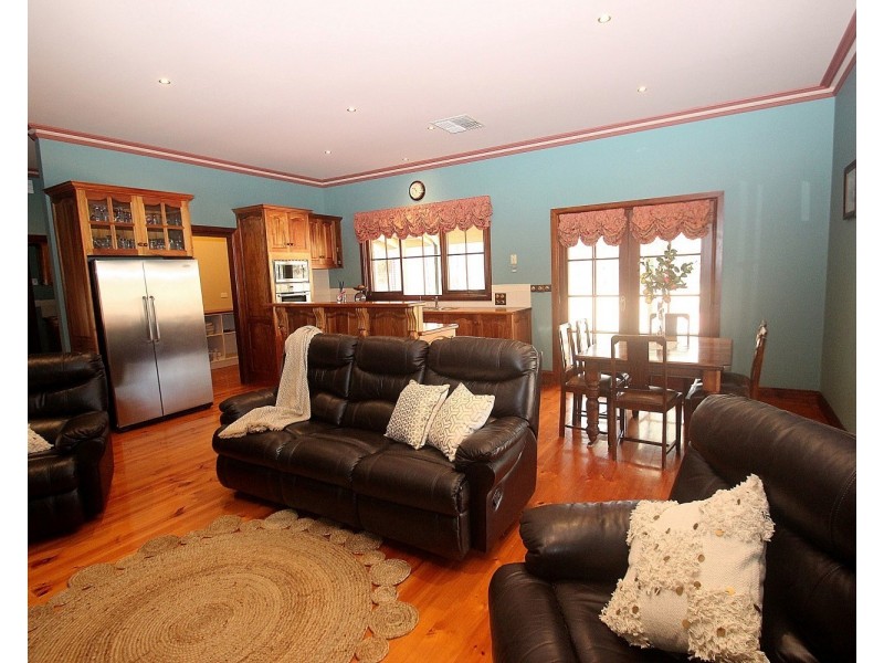 11 Ghost Gums Boulevard, Maryborough VIC 3465