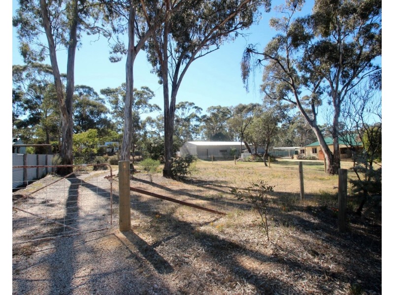 44 High Street, Avoca VIC 3467