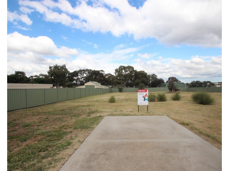 6  Hughes Street, Maryborough VIC 3465