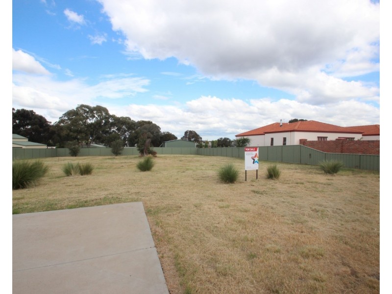 6  Hughes Street, Maryborough VIC 3465