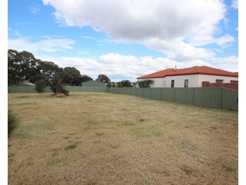 6  Hughes Street, Maryborough VIC 3465