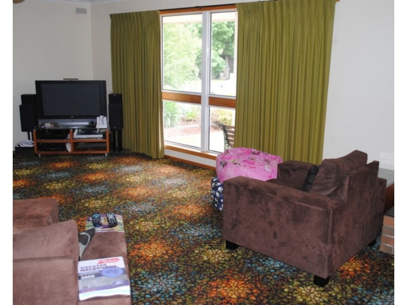 15 Newton Street, Maryborough VIC 3465