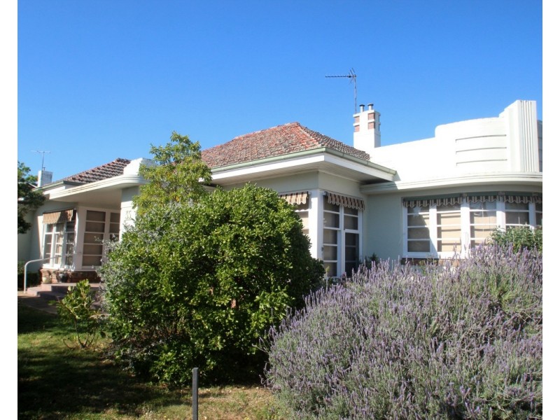 35 Inkerman Street, Maryborough VIC 3465