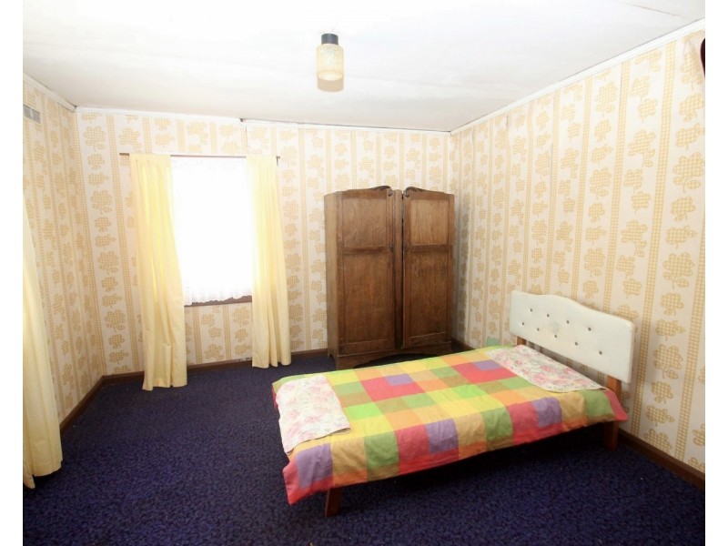 24 Golden Wattle Drive, Maryborough VIC 3465