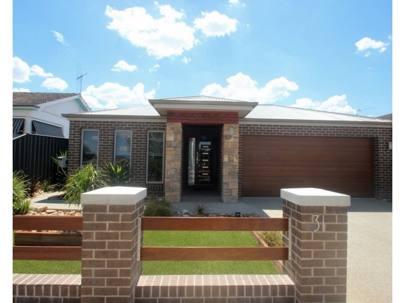 31 Wellington Street, Maryborough VIC 3465