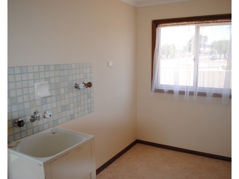 4/20 Dundas Road, Maryborough VIC 3465