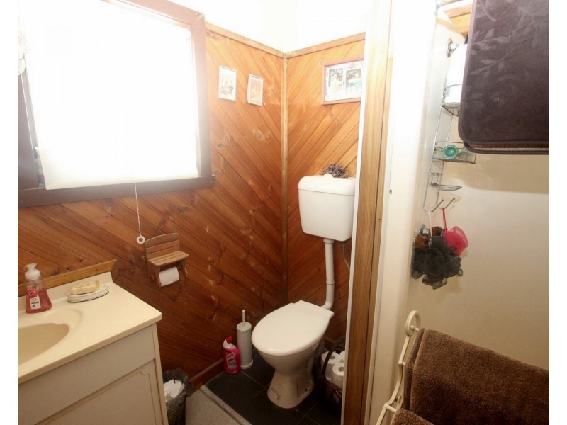 15 Rogers Street, Maryborough VIC 3465