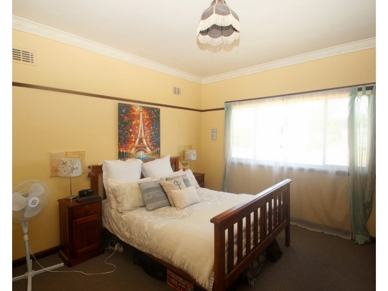 15 Rogers Street, Maryborough VIC 3465