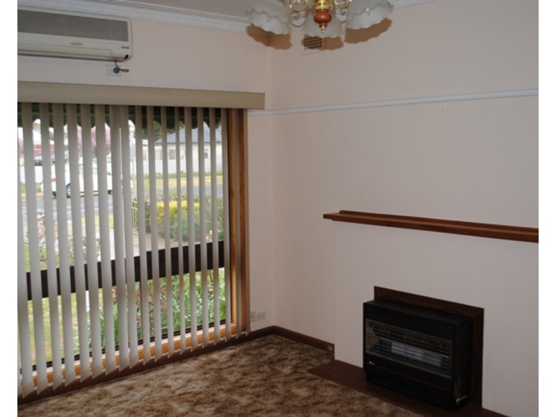 121 Clarendon Street, Maryborough VIC 3465