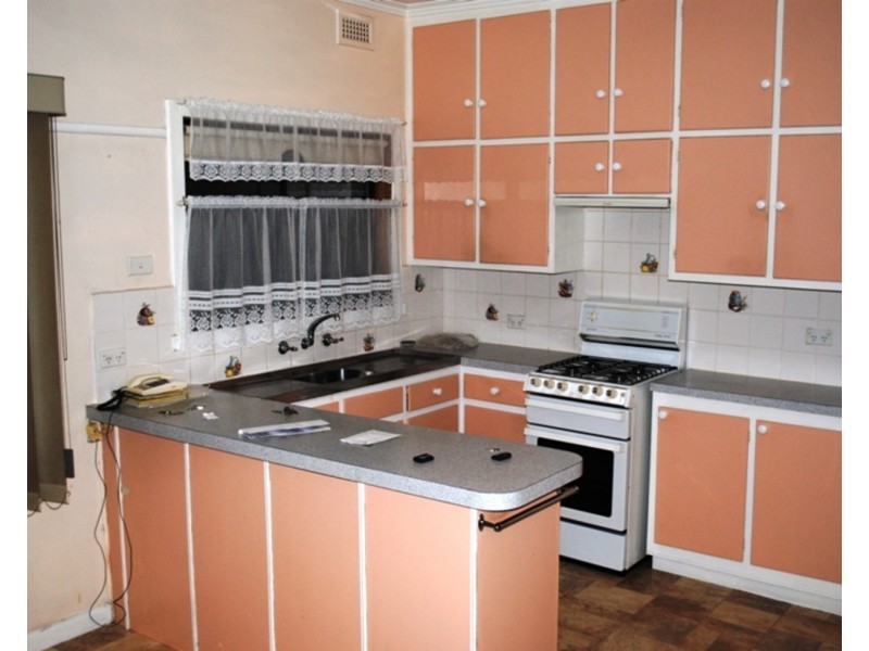 121 Clarendon Street, Maryborough VIC 3465