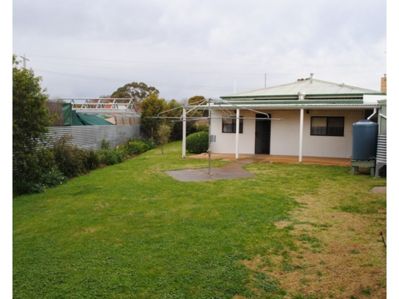 121 Clarendon Street, Maryborough VIC 3465