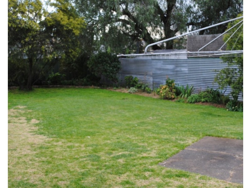 121 Clarendon Street, Maryborough VIC 3465