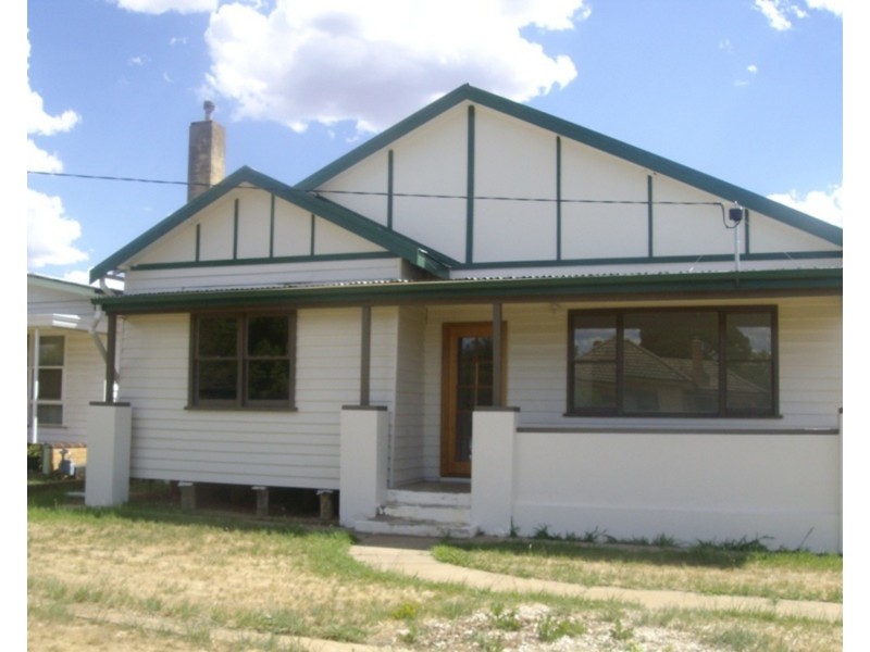 8 Rogers Street, Maryborough VIC 3465