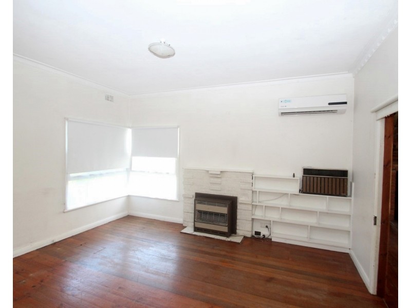 133 High Street, Avoca VIC 3467