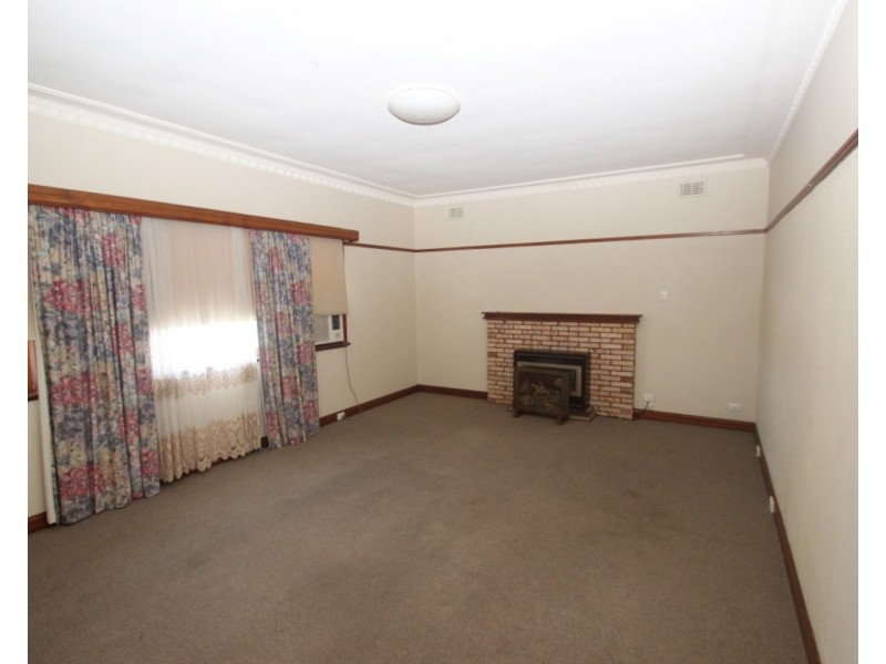 18 Elgin Road, Maryborough VIC 3465