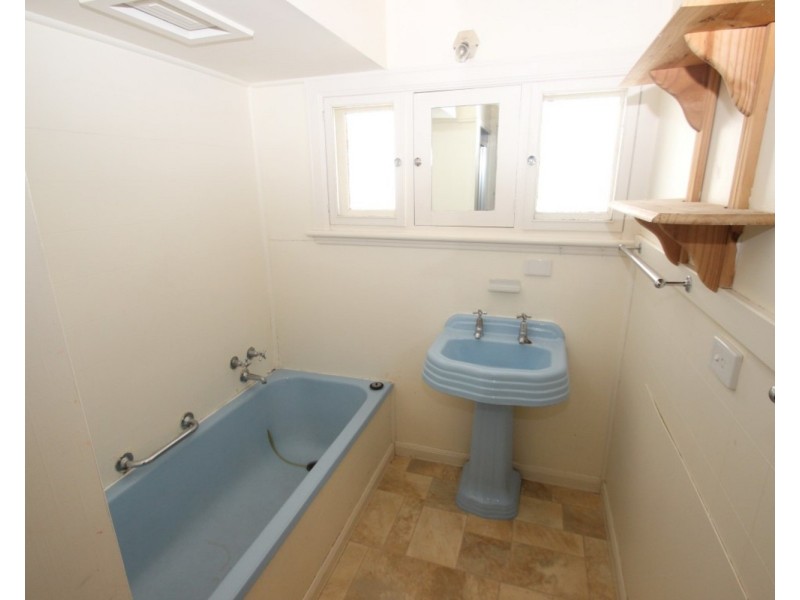 18 Elgin Road, Maryborough VIC 3465