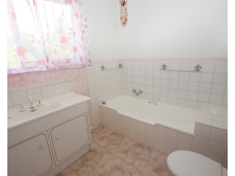 3 Laidlaw Street, Maryborough VIC 3465