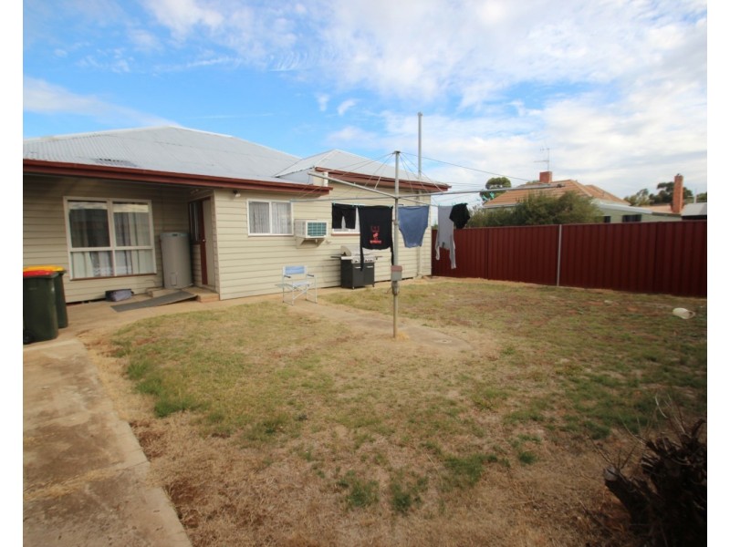 7 Simson Street, Carisbrook VIC 3464