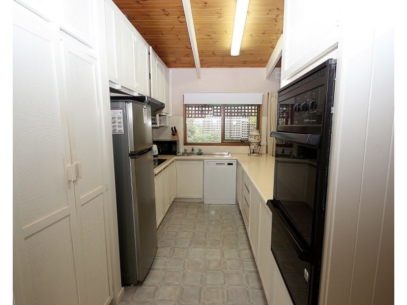 9 Coobah Court, Maryborough VIC 3465