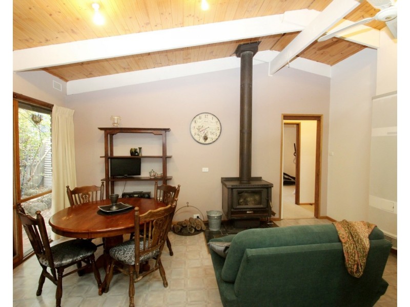 9 Coobah Court, Maryborough VIC 3465