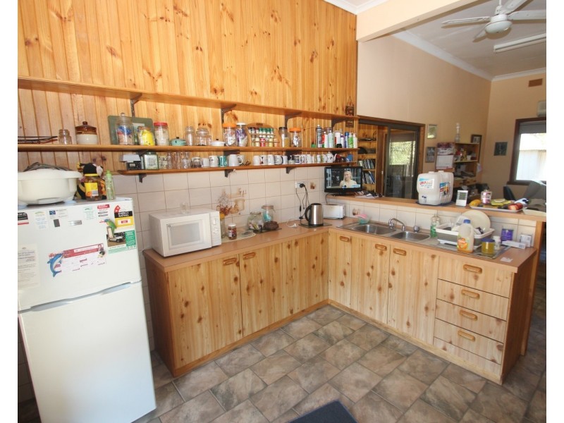 130 Playfair Street, Eddington VIC 3472