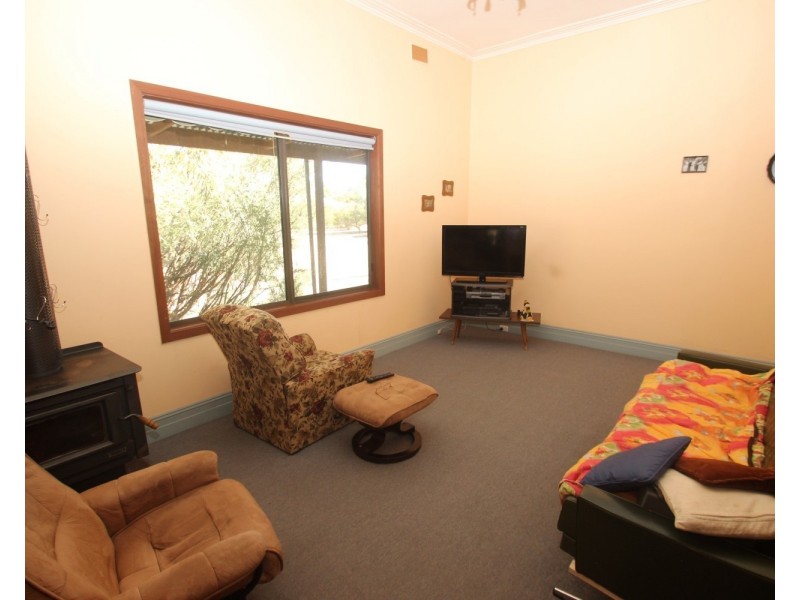 130 Playfair Street, Eddington VIC 3472