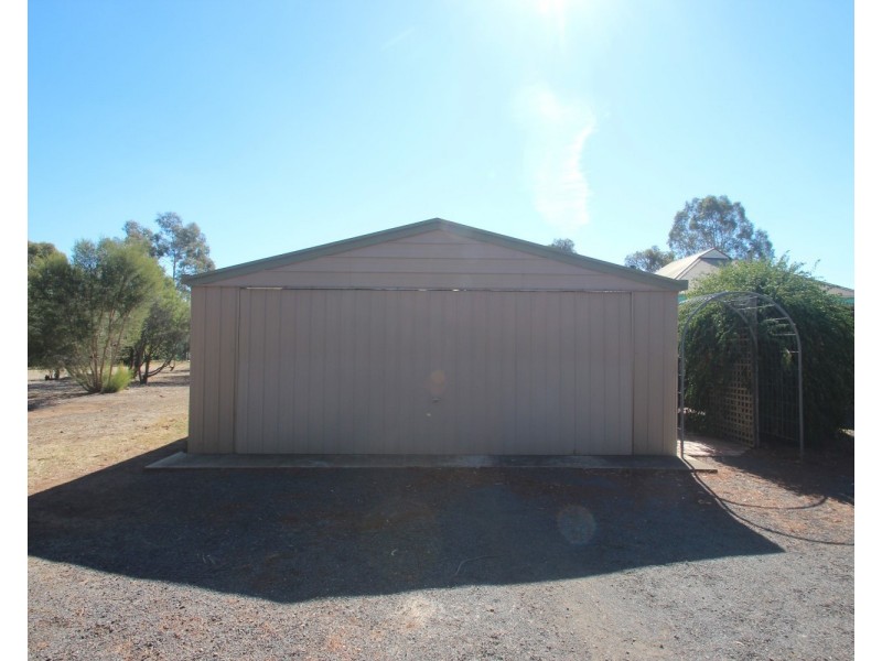 130 Playfair Street, Eddington VIC 3472
