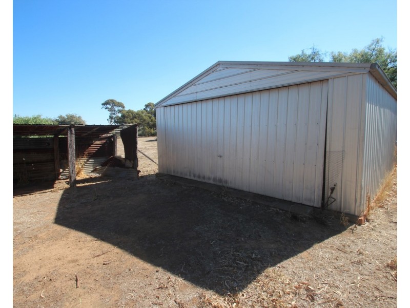 130 Playfair Street, Eddington VIC 3472