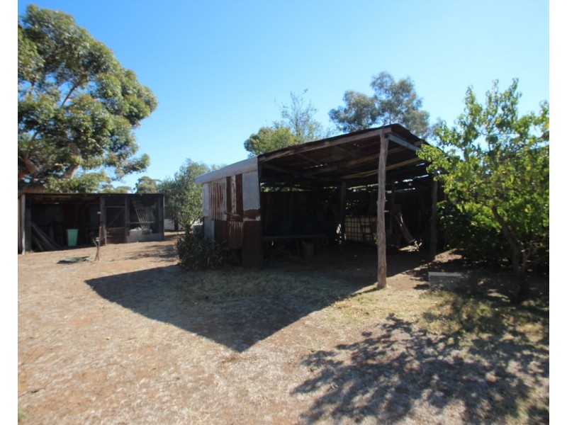 130 Playfair Street, Eddington VIC 3472