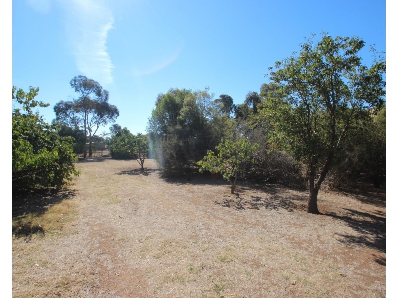 130 Playfair Street, Eddington VIC 3472