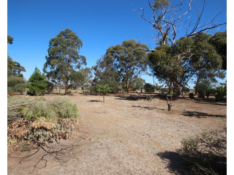 130 Playfair Street, Eddington VIC 3472