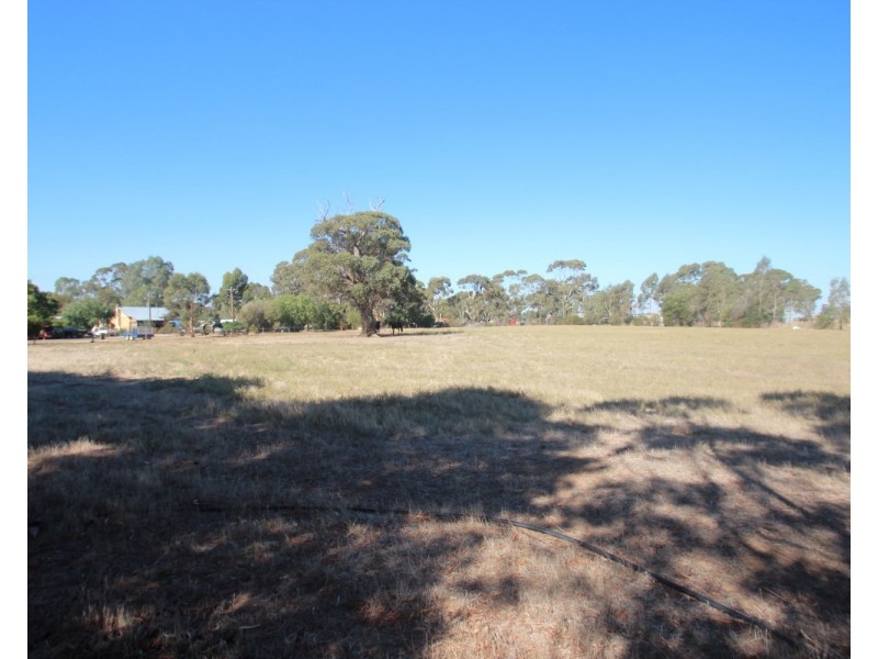 130 Playfair Street, Eddington VIC 3472