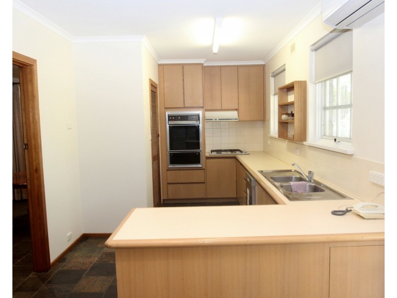 111 Majorca Road, Maryborough VIC 3465