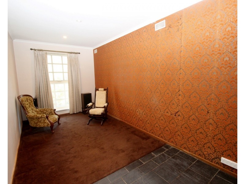 111 Majorca Road, Maryborough VIC 3465