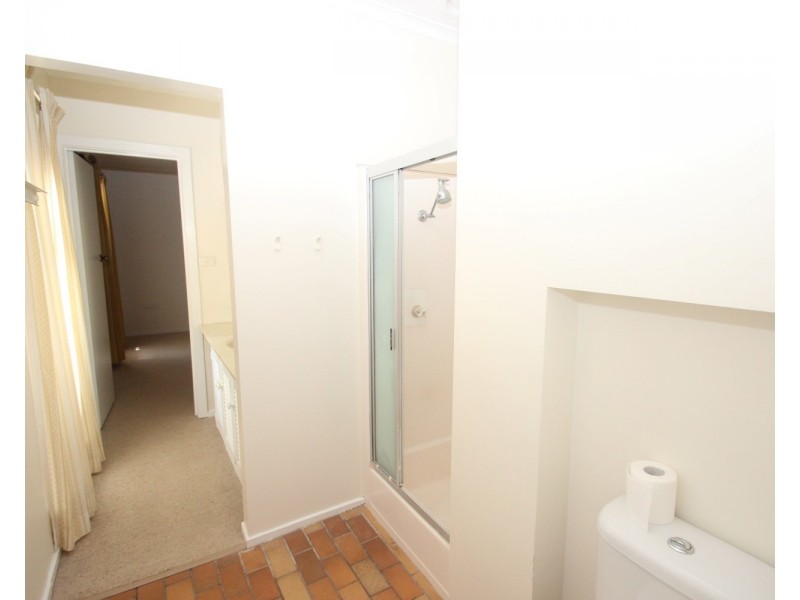 111 Majorca Road, Maryborough VIC 3465