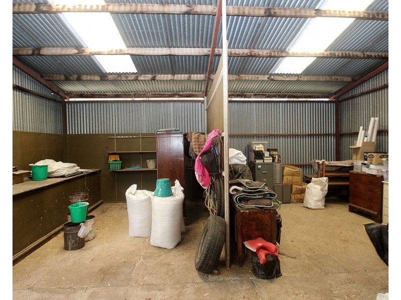 111 Majorca Road, Maryborough VIC 3465