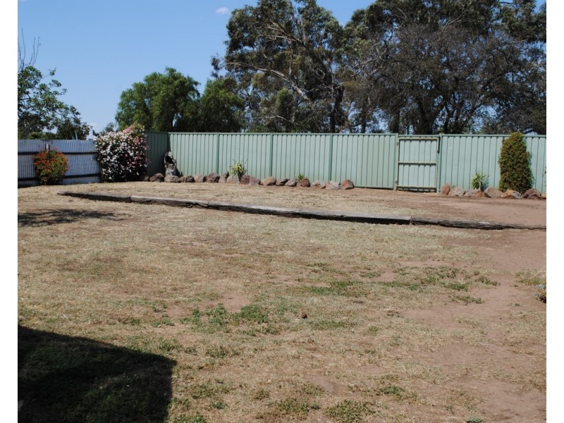 98 Gillies St, Maryborough VIC 3465