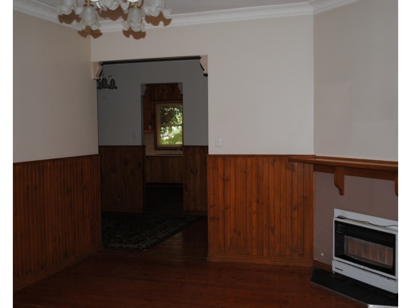 98 Gillies St, Maryborough VIC 3465