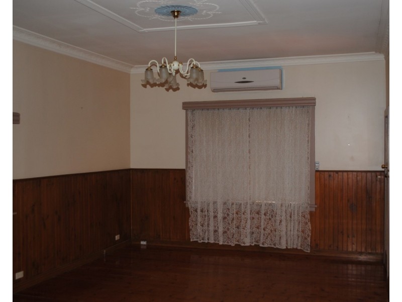 98 Gillies St, Maryborough VIC 3465