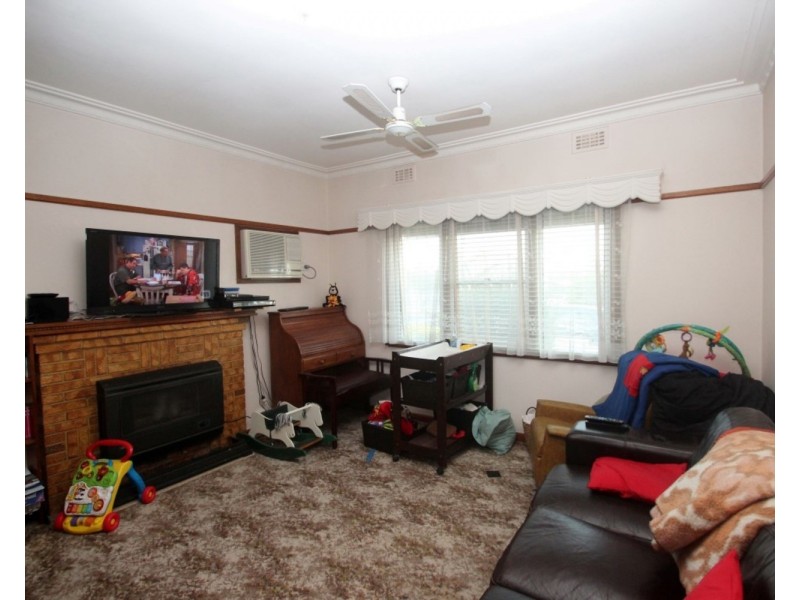 9 Pekin Rd, Maryborough VIC 3465