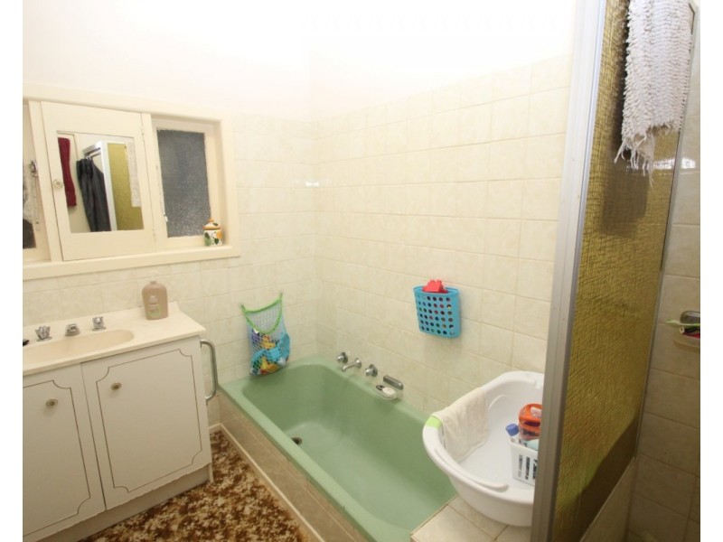 9 Pekin Rd, Maryborough VIC 3465