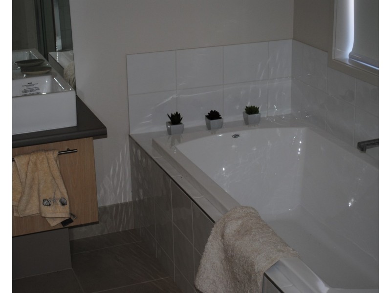 27 Hosken Street, Maryborough VIC 3465